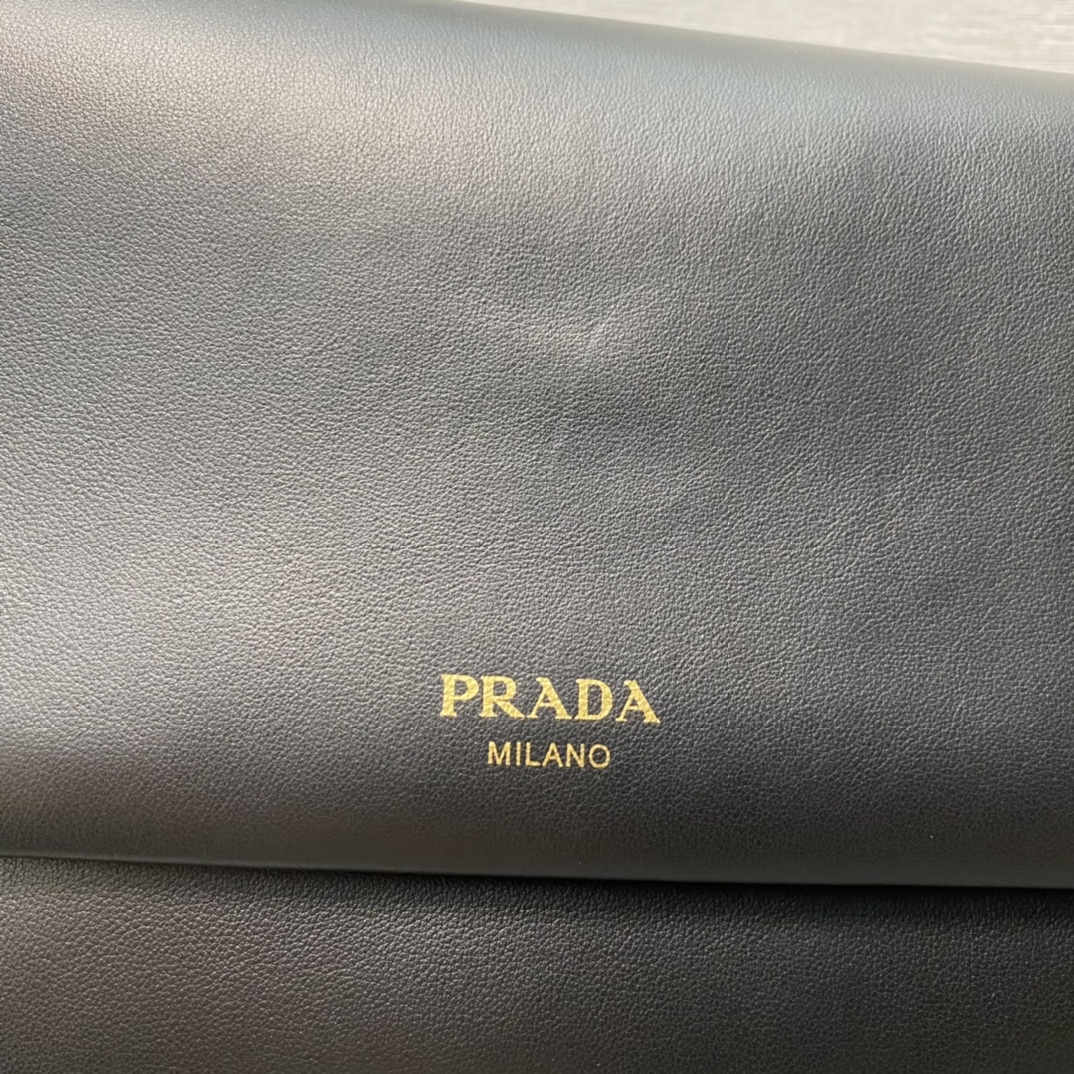 Prada Large Leather Shoulder Bag Handbag Black 1BD368